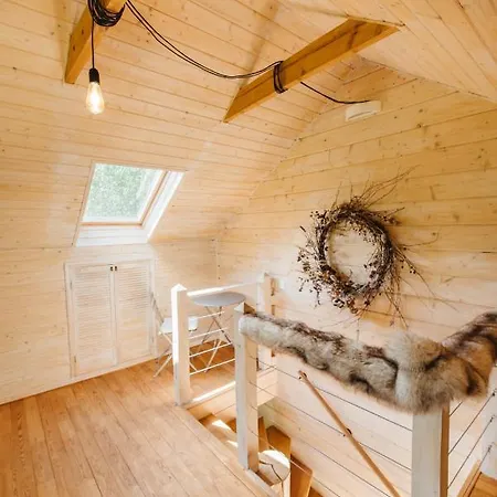 Shanti House * Migovo